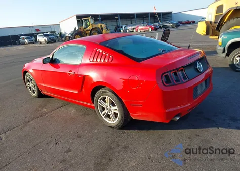2014 Ford Mustang V6 from USA, damaged, VIN 1ZVBP8AM6E5209237